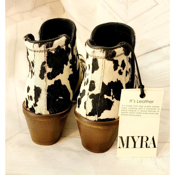 BLACK Cowhide Dixon Booties Western Heel Black & White Hide - Picture 2 of 5